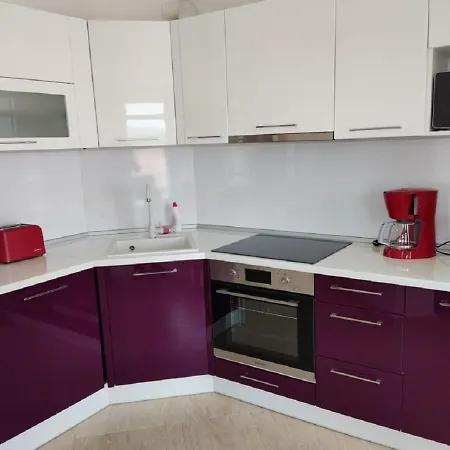 Marianne'S Luxury One Bed Apart شقة