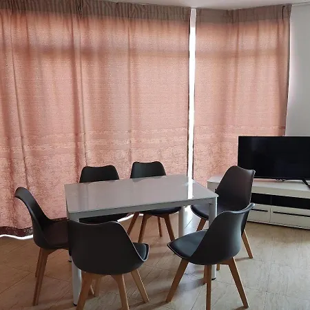 Апартаменты Marianne'S Luxury One Bed Apart *